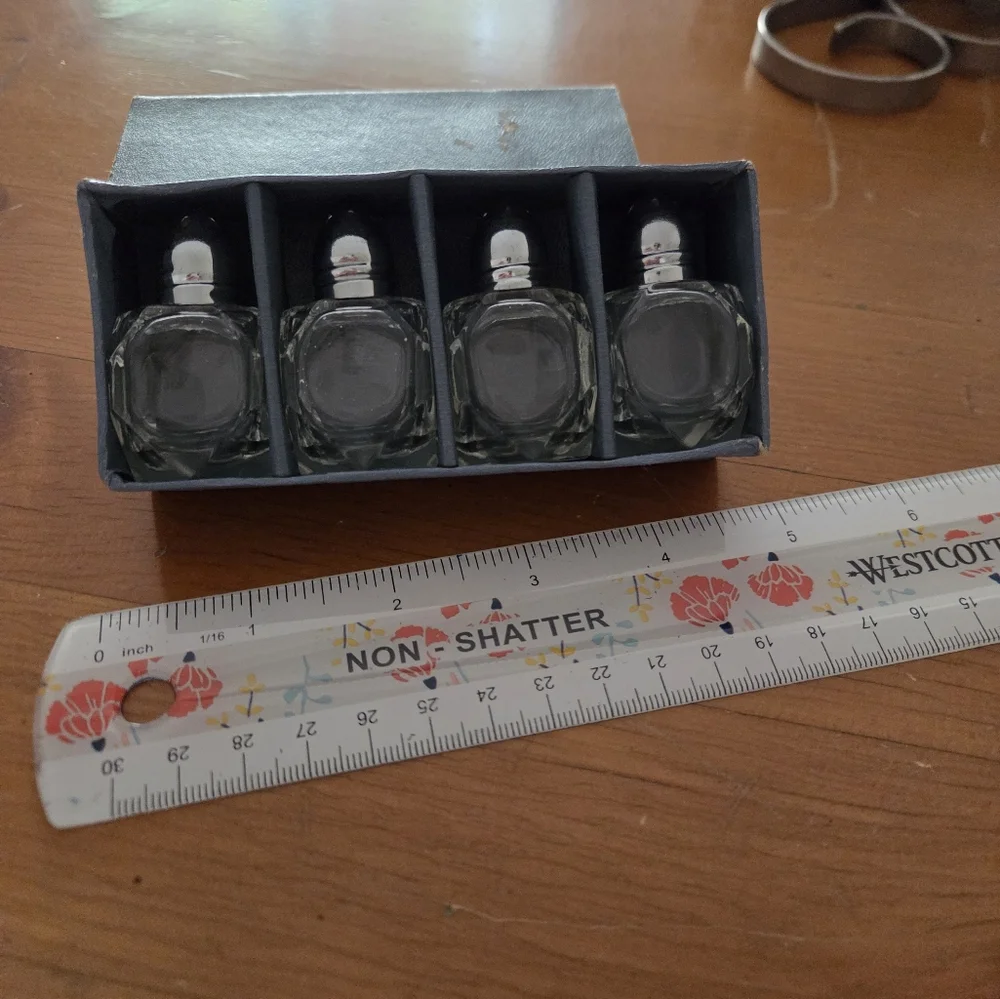 Vintage Never Used In Original Box Salt/Pepper Shakers Made In Japan